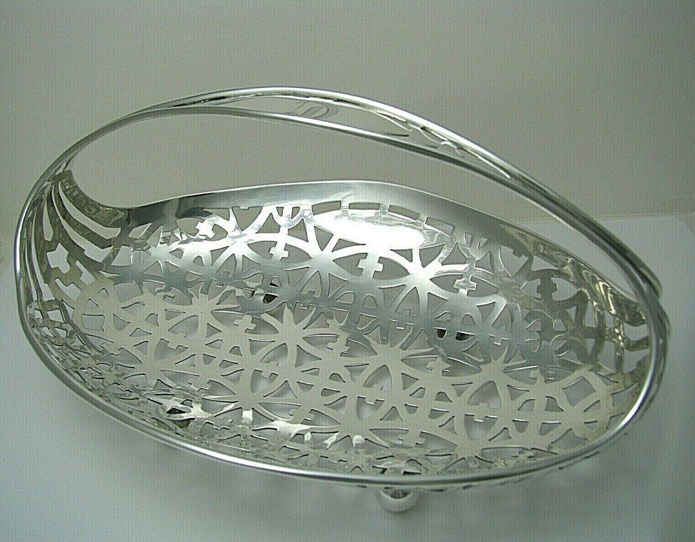GORHAM STERLING SILVER BASKET CANDY DISH BOWL w/ HANDLE by Gorham c1909 Mono "C"