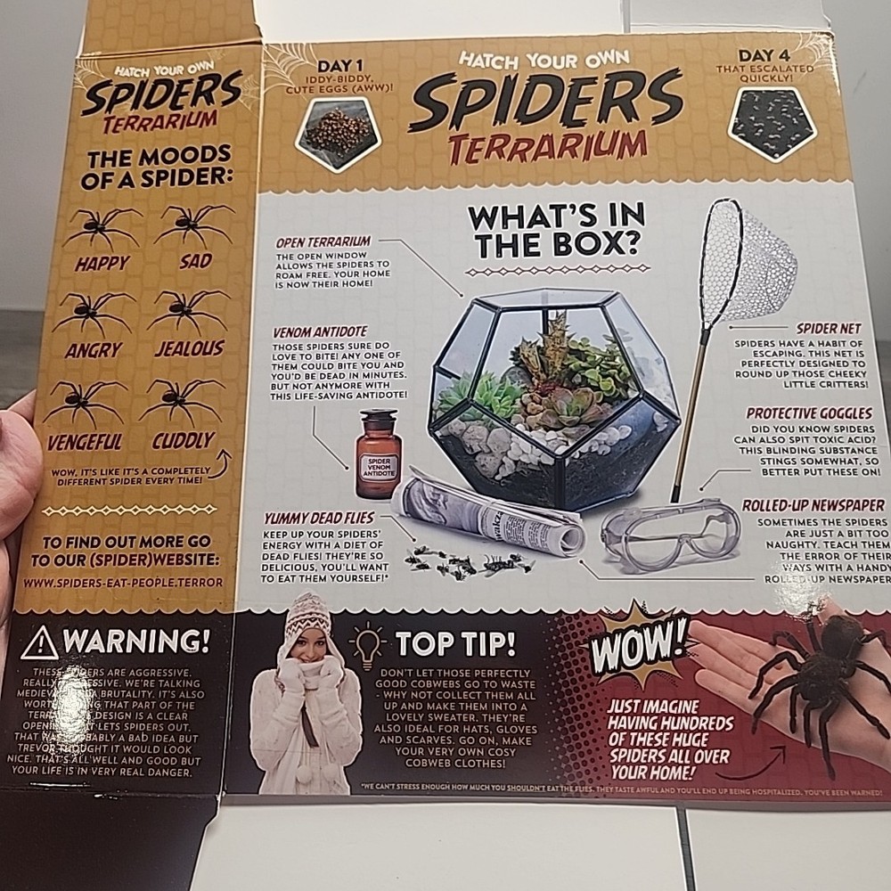 Pack Of 2 Gag Gift Empty Boxes