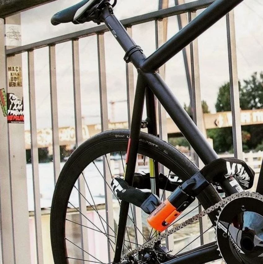 Kryptonite Evolution Series 4 1090 Integrated Chain Lock