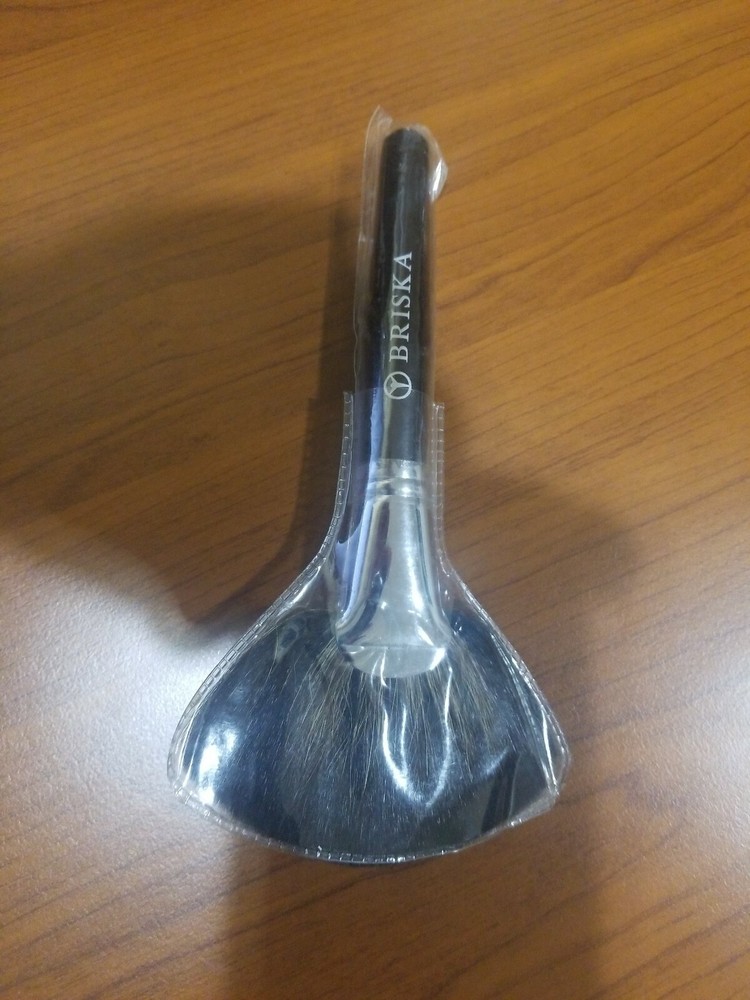 Briska Make Up Brush