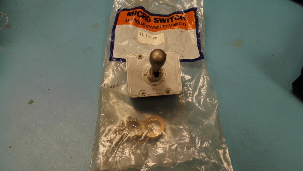 4TL256-2D MICRO SWITCH HONEYWELL