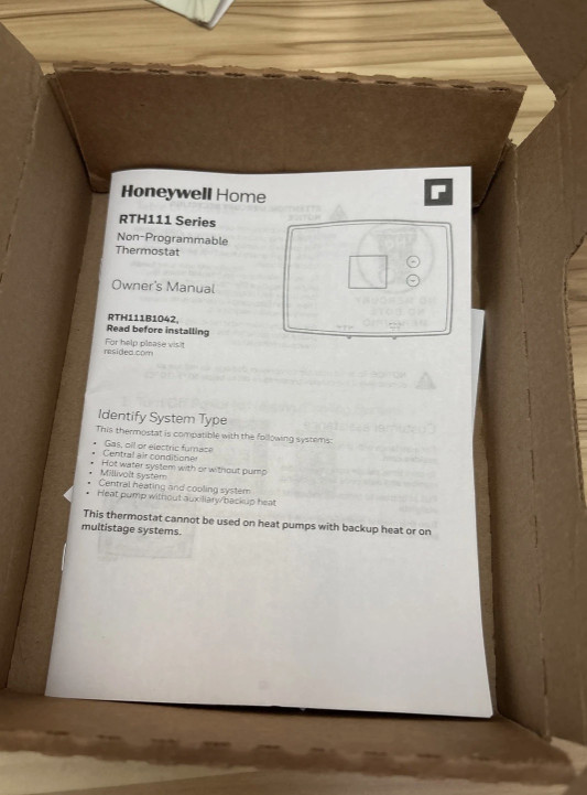 HONEYWELL HOME RTH111B HORIZONTAL NON-PROGRAMMABLE THERMOSTAT