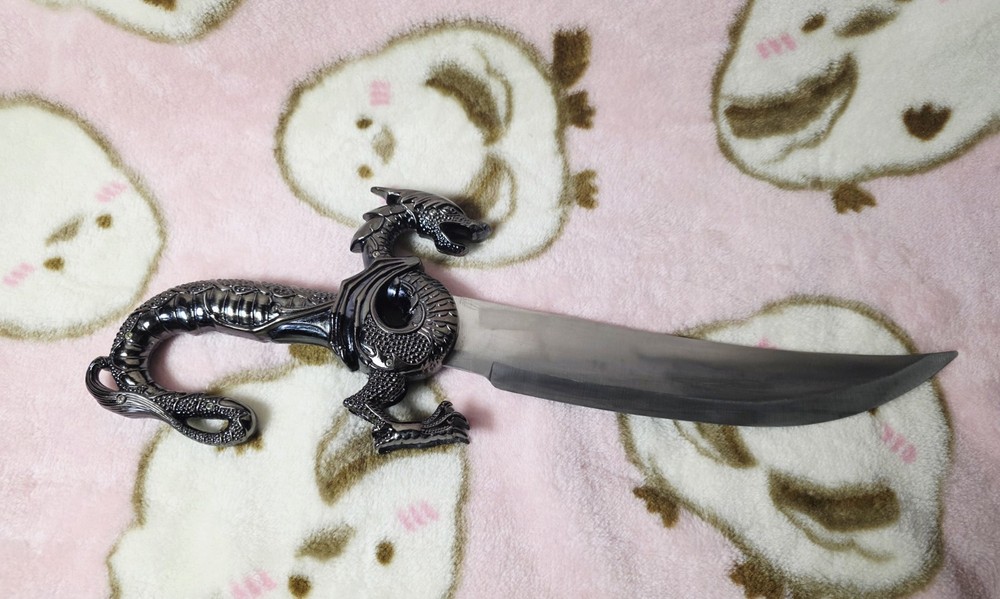 Medieval Ornate Dragon Dagger
