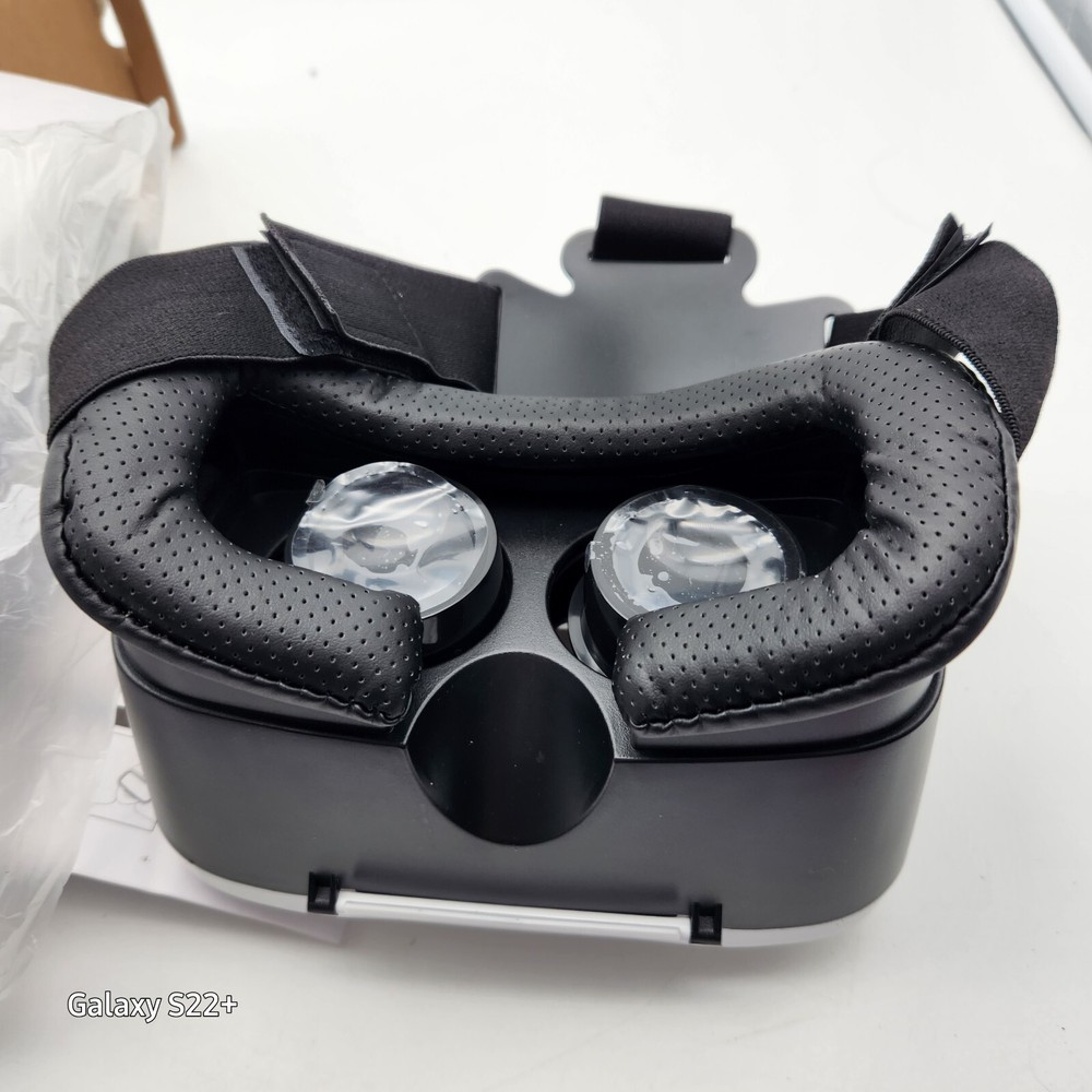 Virtual Reality Smartphone Headset for iPhone or Android #ONA17VR001 ONN
