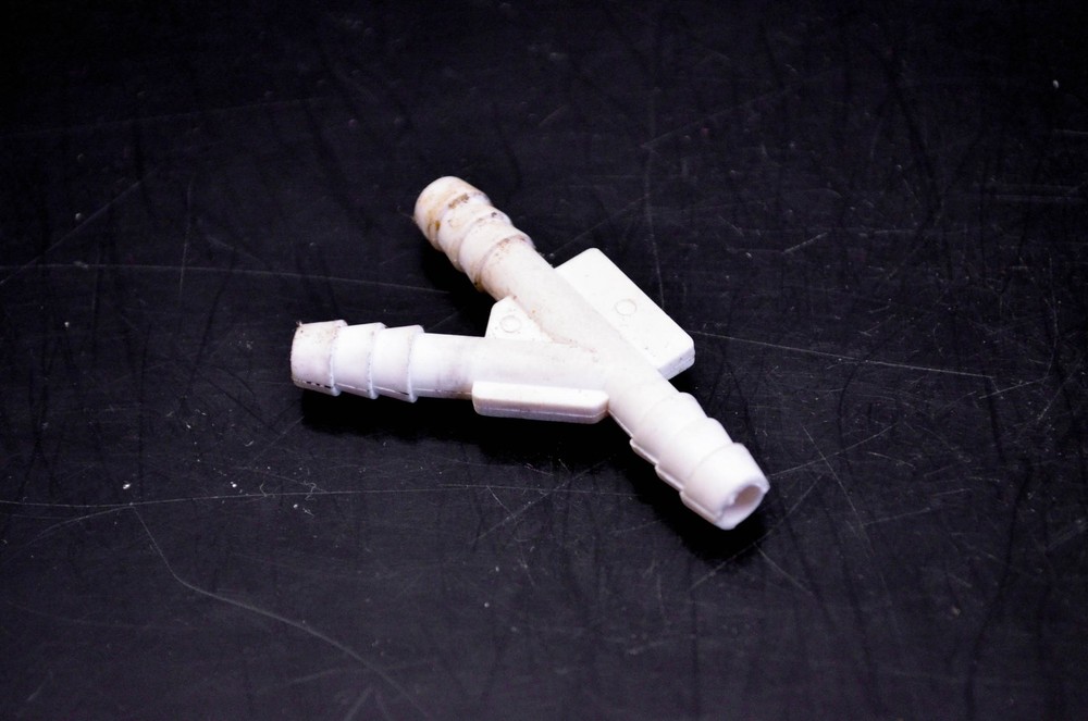 OMC 330474 Tee Fitting NOS