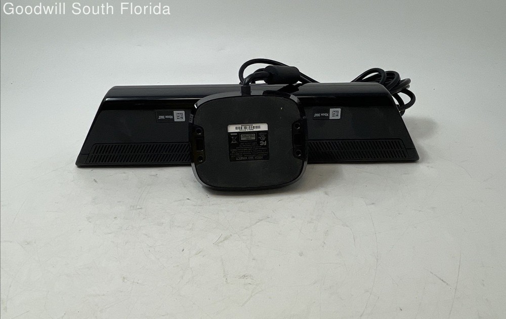 Microsoft Xbox 360 Kinect Model 1414 Black Motion Sensor Camera Not Tested