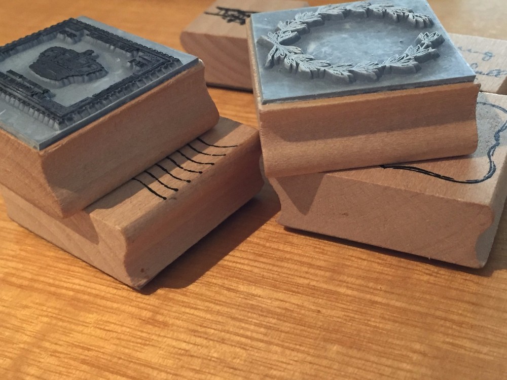 Vintage 7 Piece STAMP SET -Unused