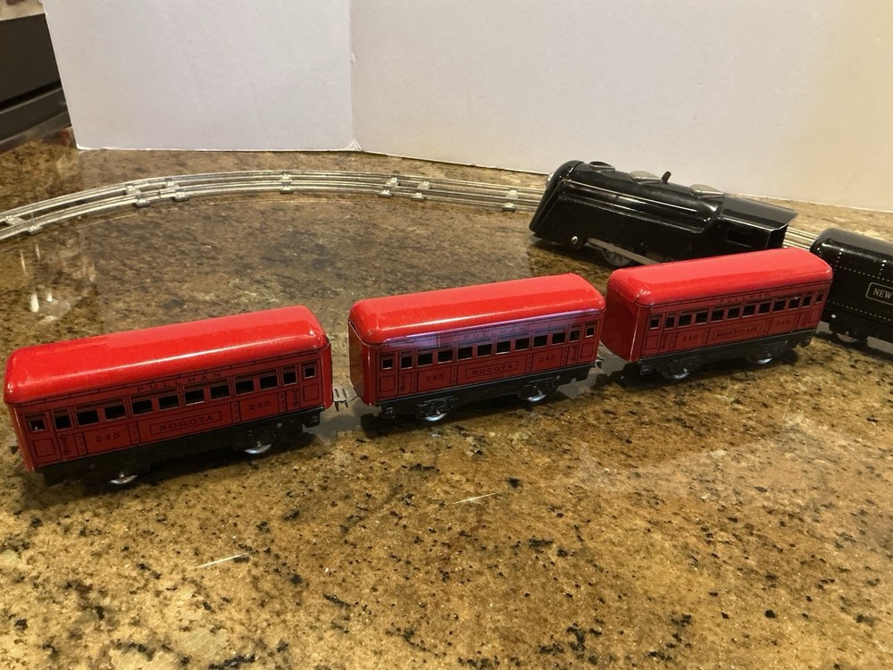 Vintage Marx No. 560 Commodore Vanderbilt Sparkling Mechanical Train Set