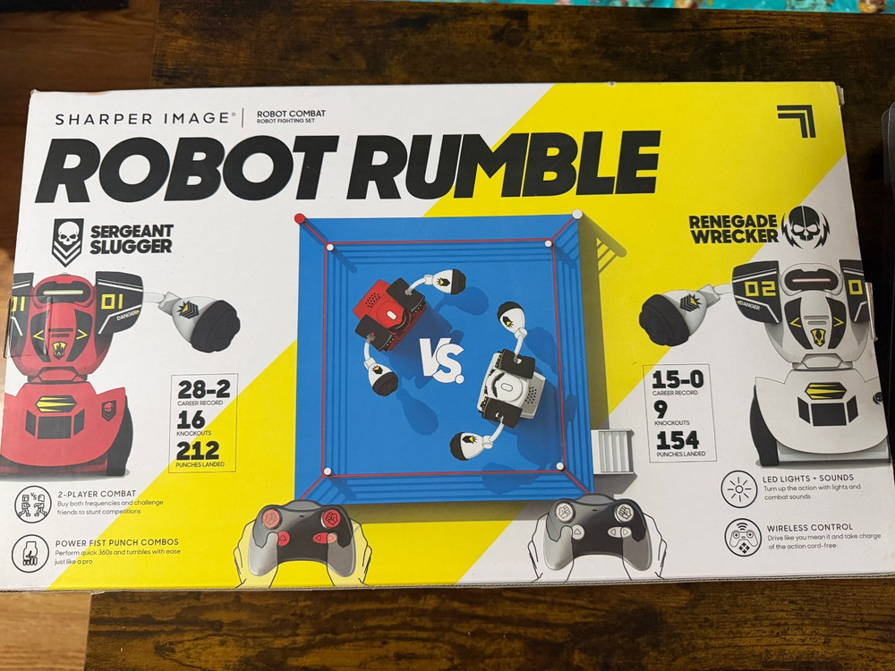 Sharper Image Remote Control (RC) Robot Combat Fighting Set Multiplayer NIB