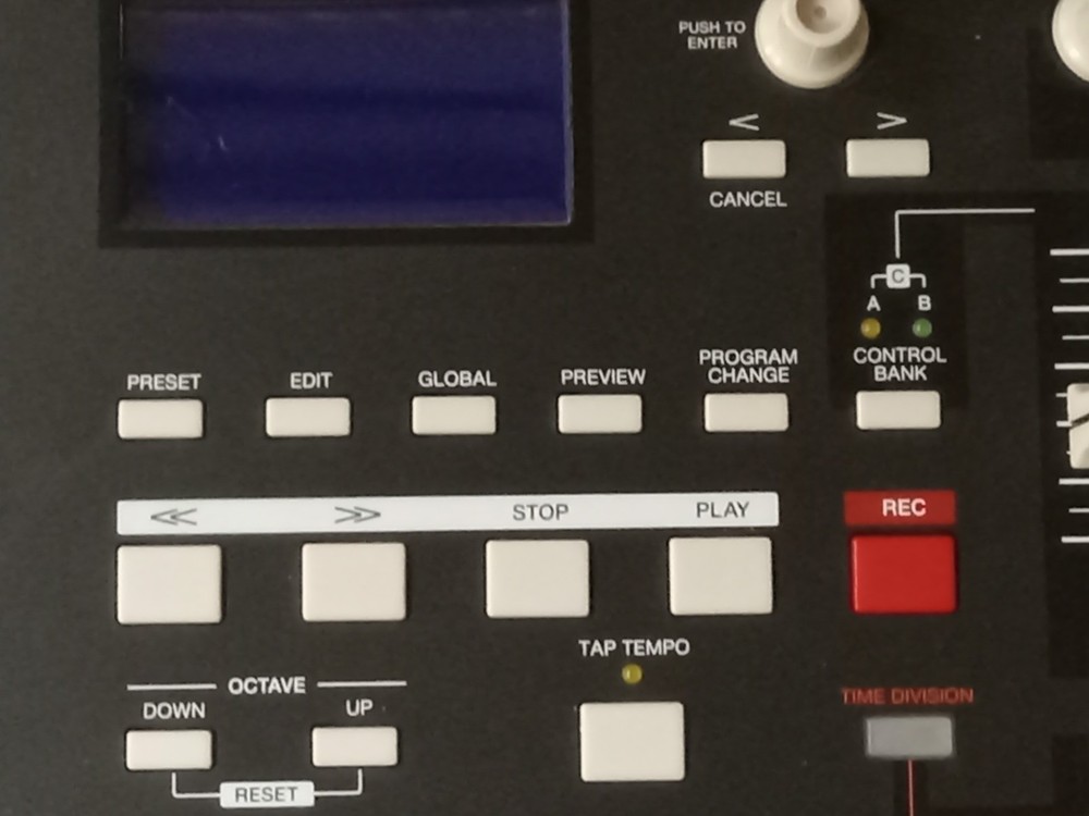 Akai MPK88 Keyboard controller 88 keys