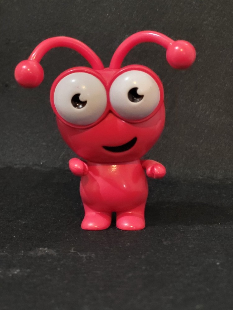 Cricut Cutie Collectable Figure - Raspberry