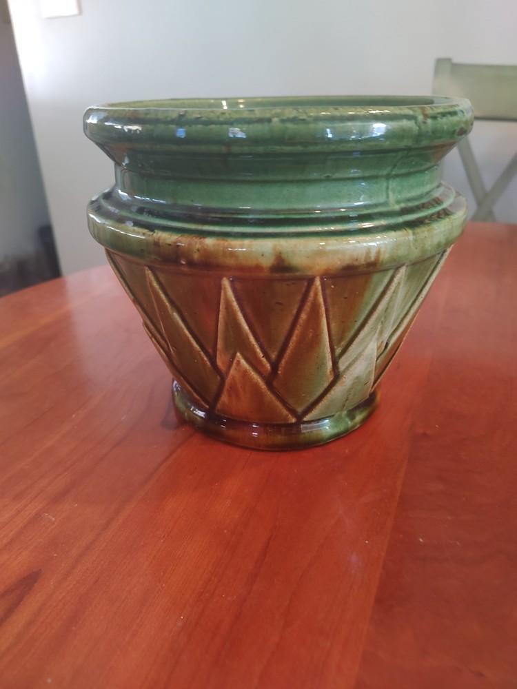 Large McCoy pot
