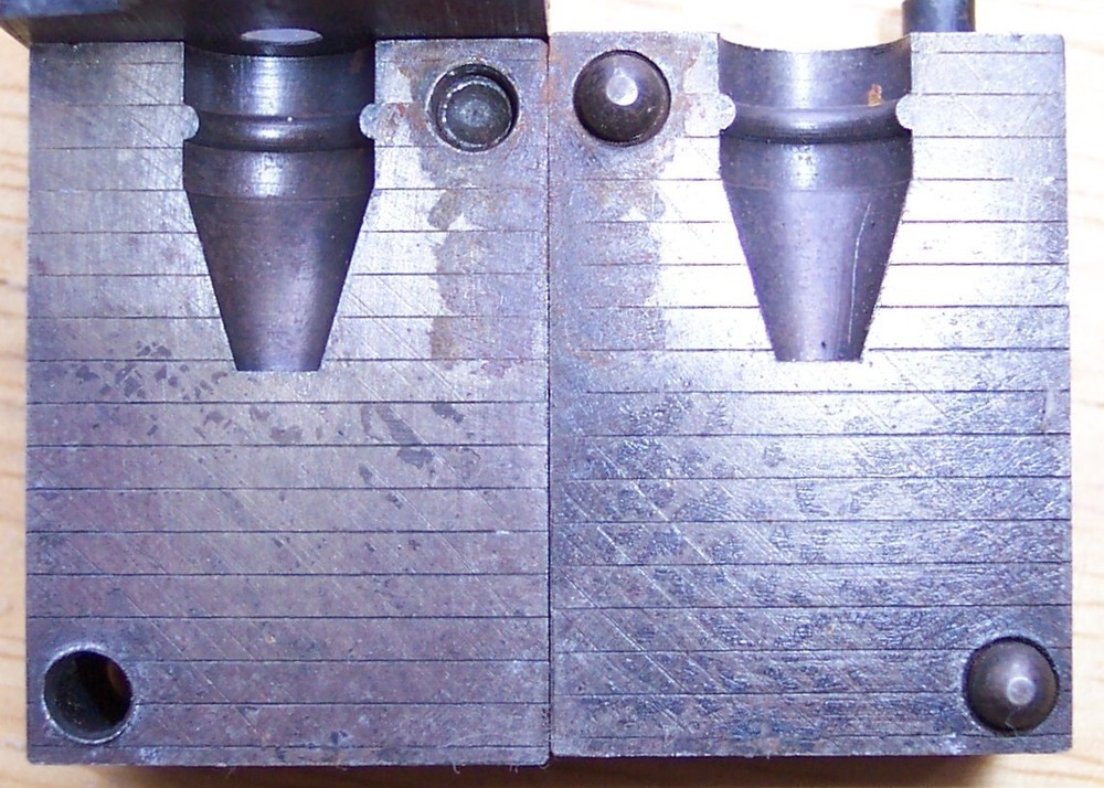 LYMAN/IDEAL 355402 9mm 121 GRAIN MOLD