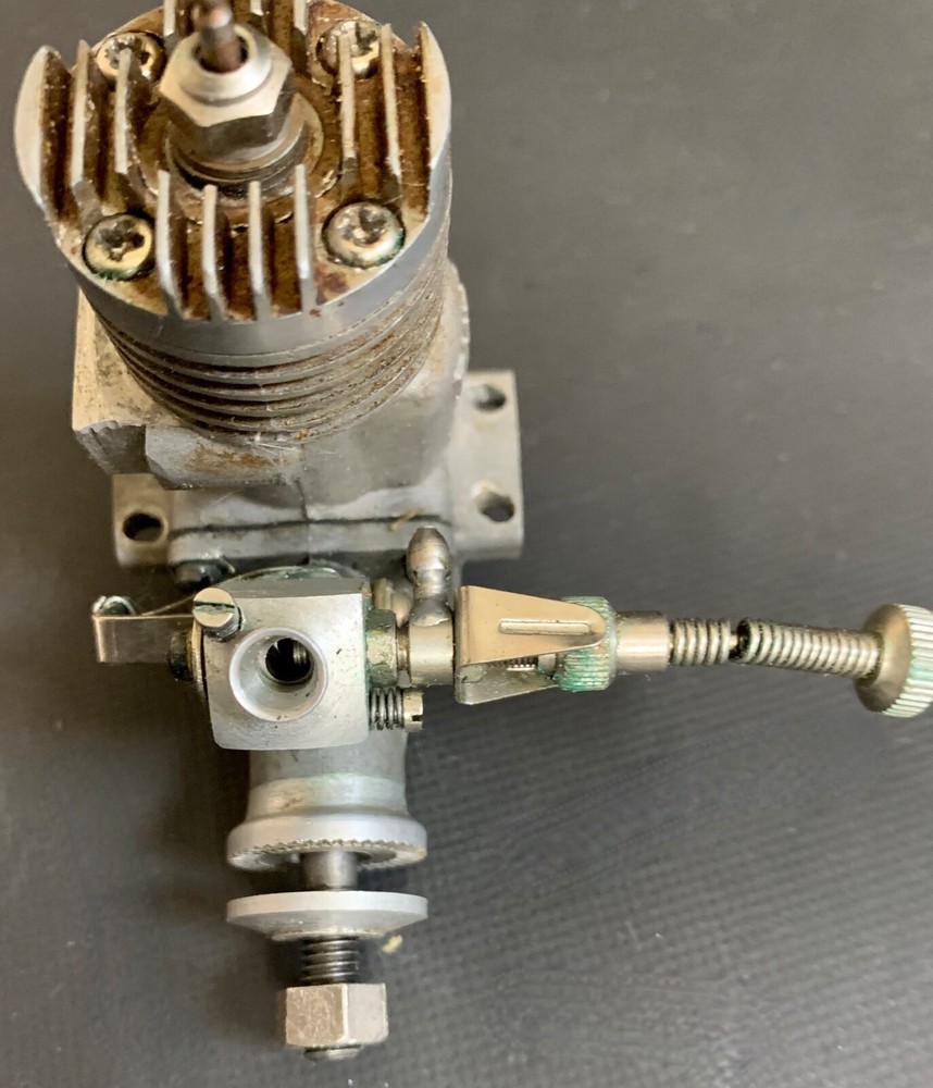 Collectible Enya .19 Model 4004 engine w/orig. box - engine does turn over