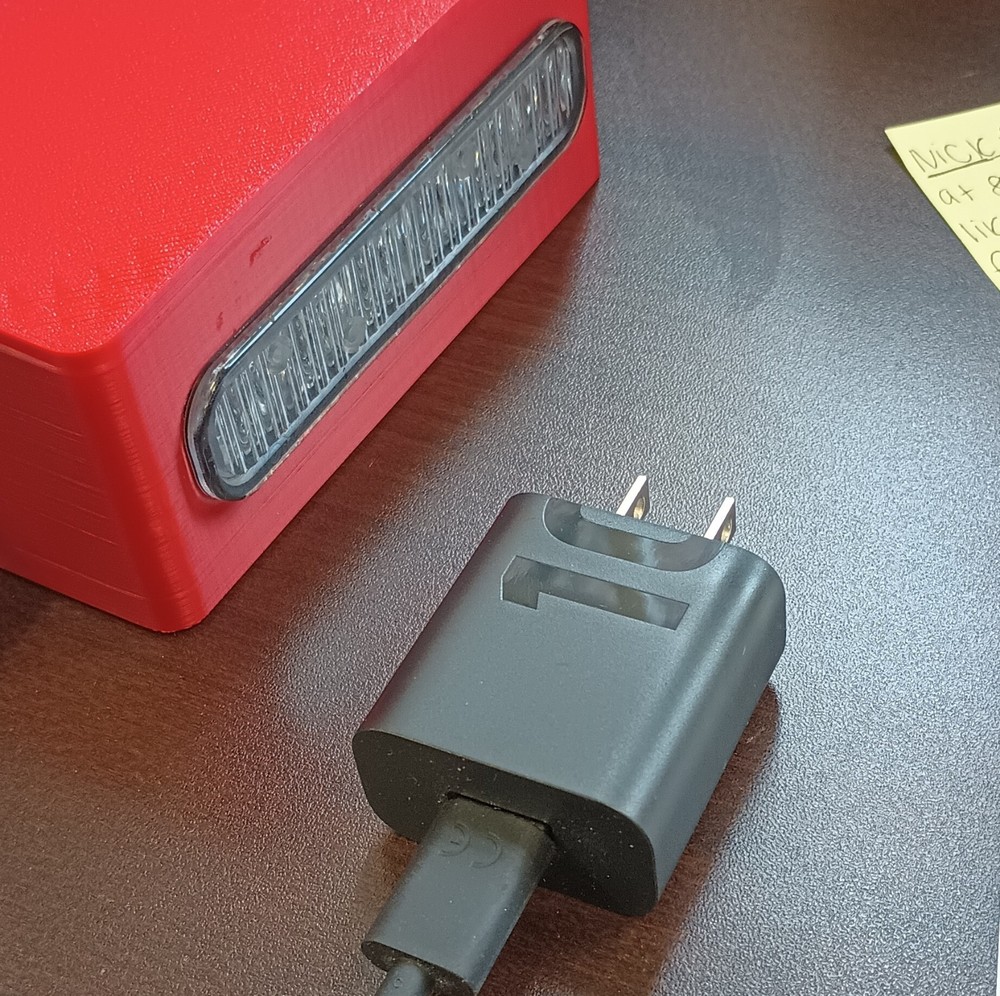 Red LED Strobe Beacon Light Plug-In Power Rectangular Enclosure