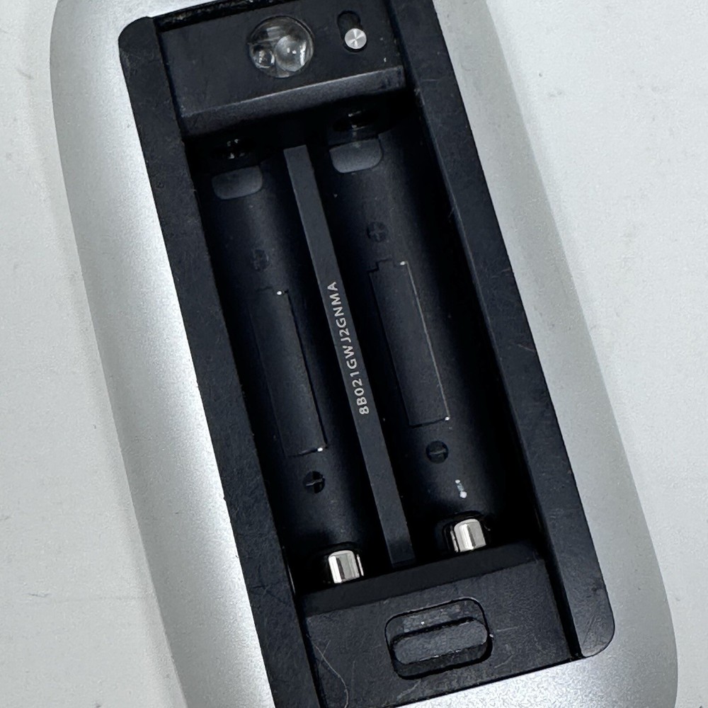 Apple Bluetooth Wireless Laser Multi-Touch Magic Mouse A1296 Genuine Authentic