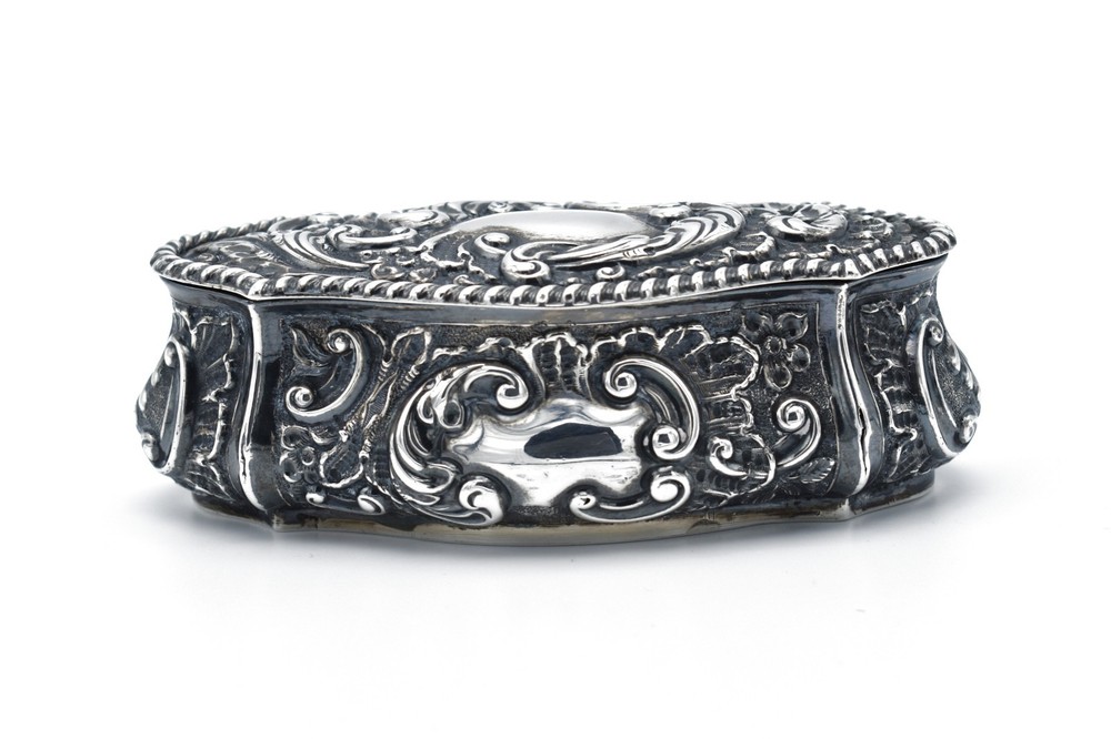 Antique Victorian Solid Silver Trinket Box 1899 William Neale