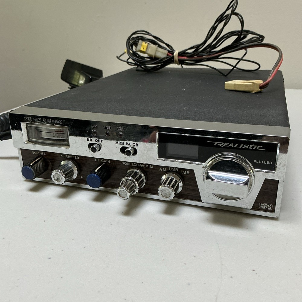 Realistic TRC-449 CB Radio