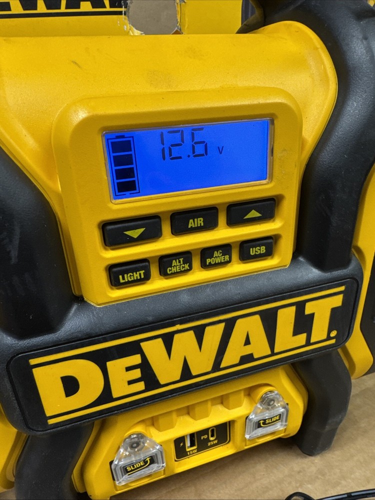 DEWALT Portable Power 2000 Peak Amp Jump Starter w/Digital Compressor