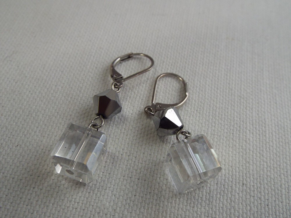 Silvertone Crystal Cube Pierced Earrings (F50)