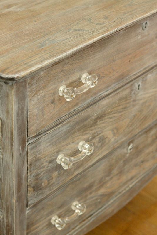 3" Antique Glass Pull Clear