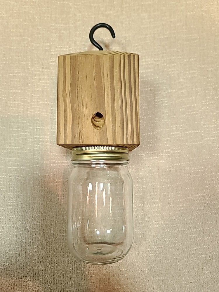 Bee Trap. Carpenter Bee Trap.
