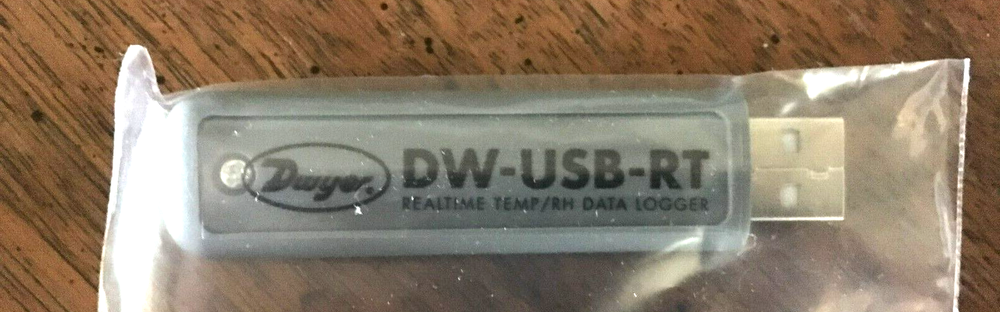 Dwyer DW-USB-RT Real Time USB Data Logger Temp, humidity, dew point