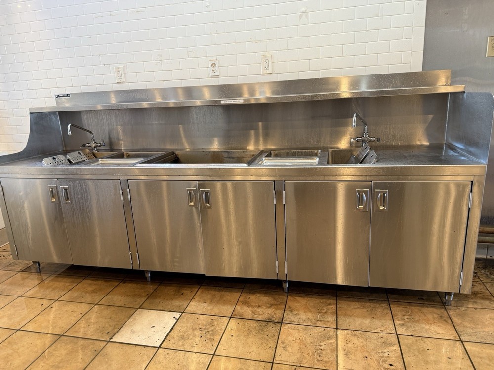 Custom NSF Bar With Ice Bin, Dump sink on both side
