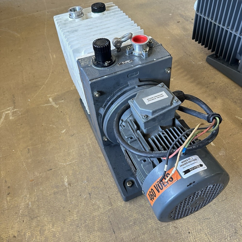 ROTARY VANE VACUUM PUMP ADIXEN 2063 SD