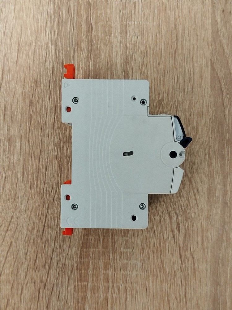 magnetothermal differential switch