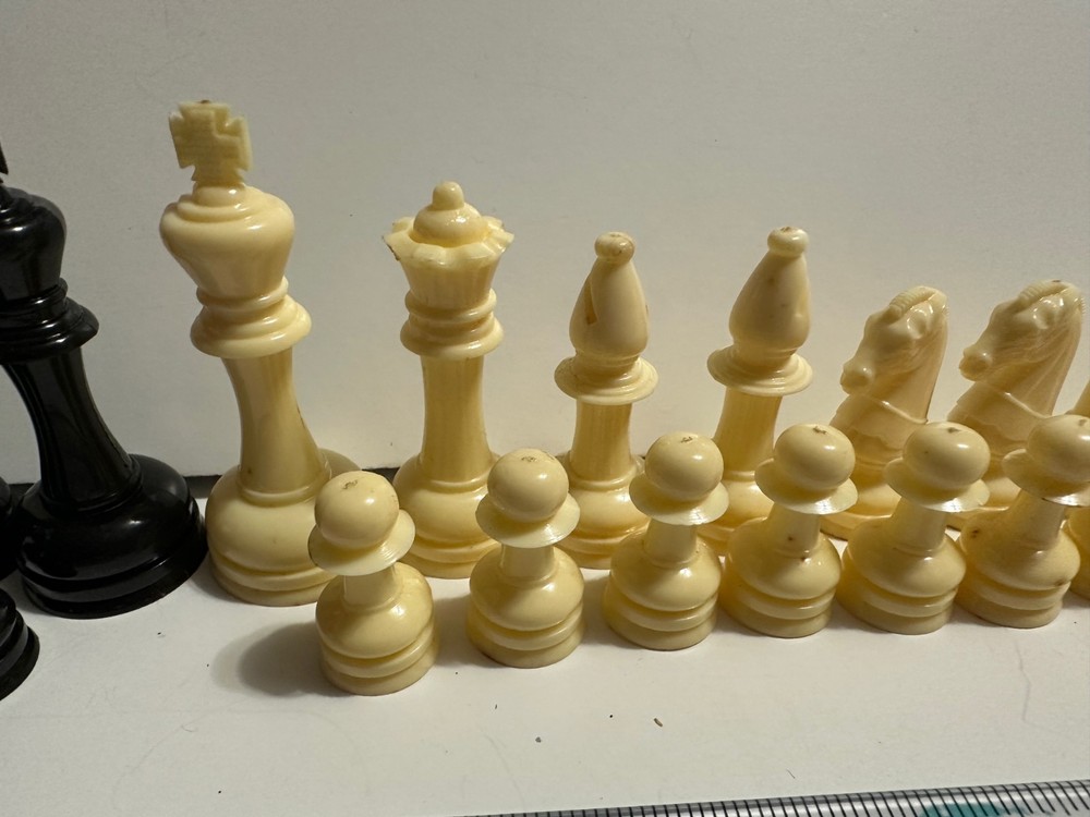 Vintage White And Black Plastic Chess Pieces Complete Set