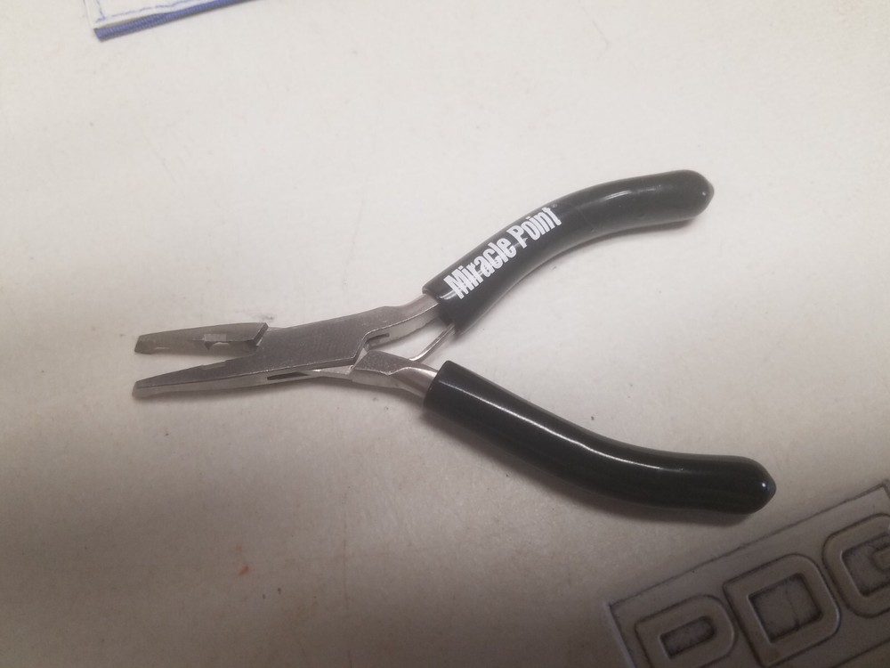 Capelas 4.5 in Pliers with hook and loop closer Case