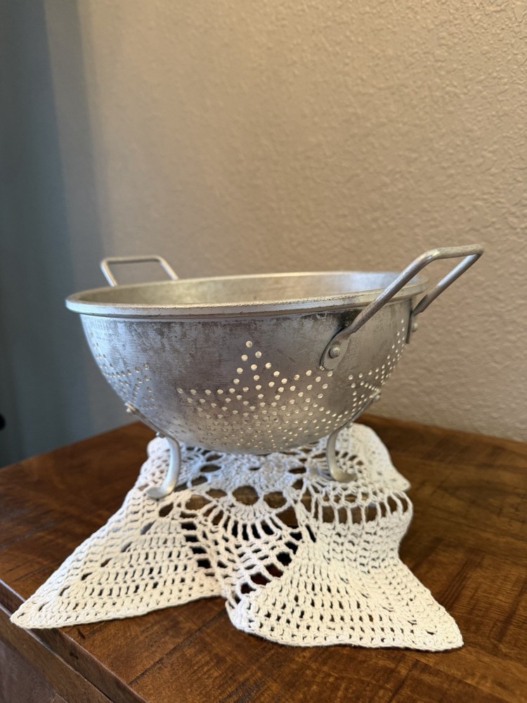 Vintage Aluminum Footed Star Pattern Colander Primitive Kitchen Decor