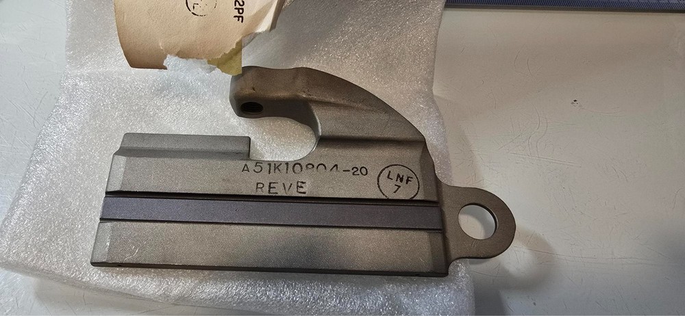 NORTHROP GRUMMAN HOOK CANOPY LOCK A51K10804-20 1560-01-031-3612 (NO EXPORT)