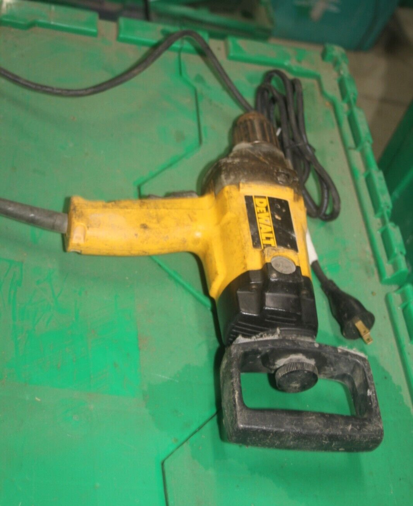 DeWalt 1/2" Heavy Duty Reversing Spade Handle Drill DW130