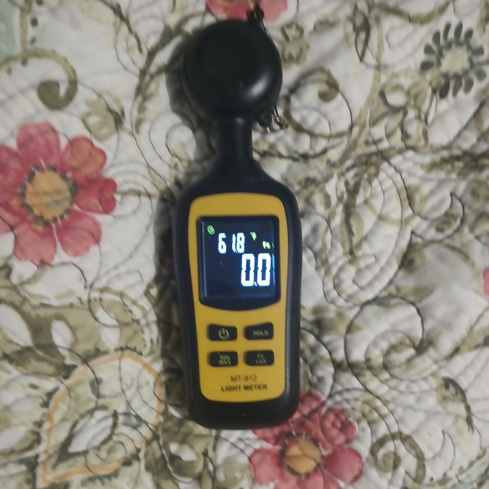 MT-912 Digital Light Meter Excellent Condition