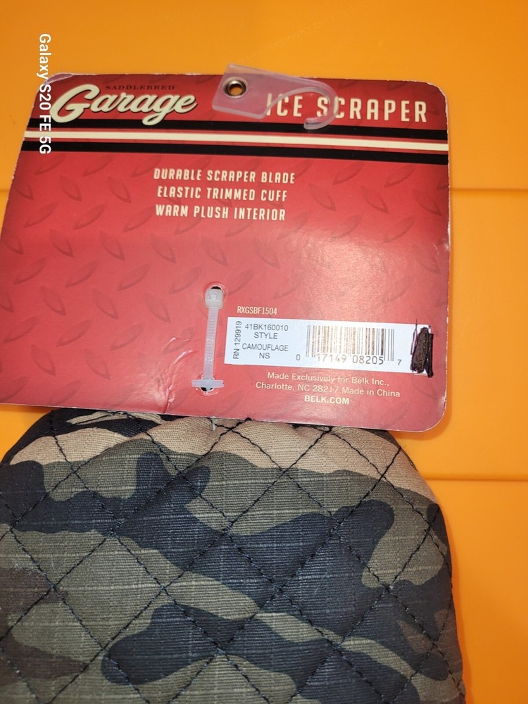 New! SaddleBred Garage Camouflage Mitt Ice Scraper Durable Elastic Trimmed Cuff