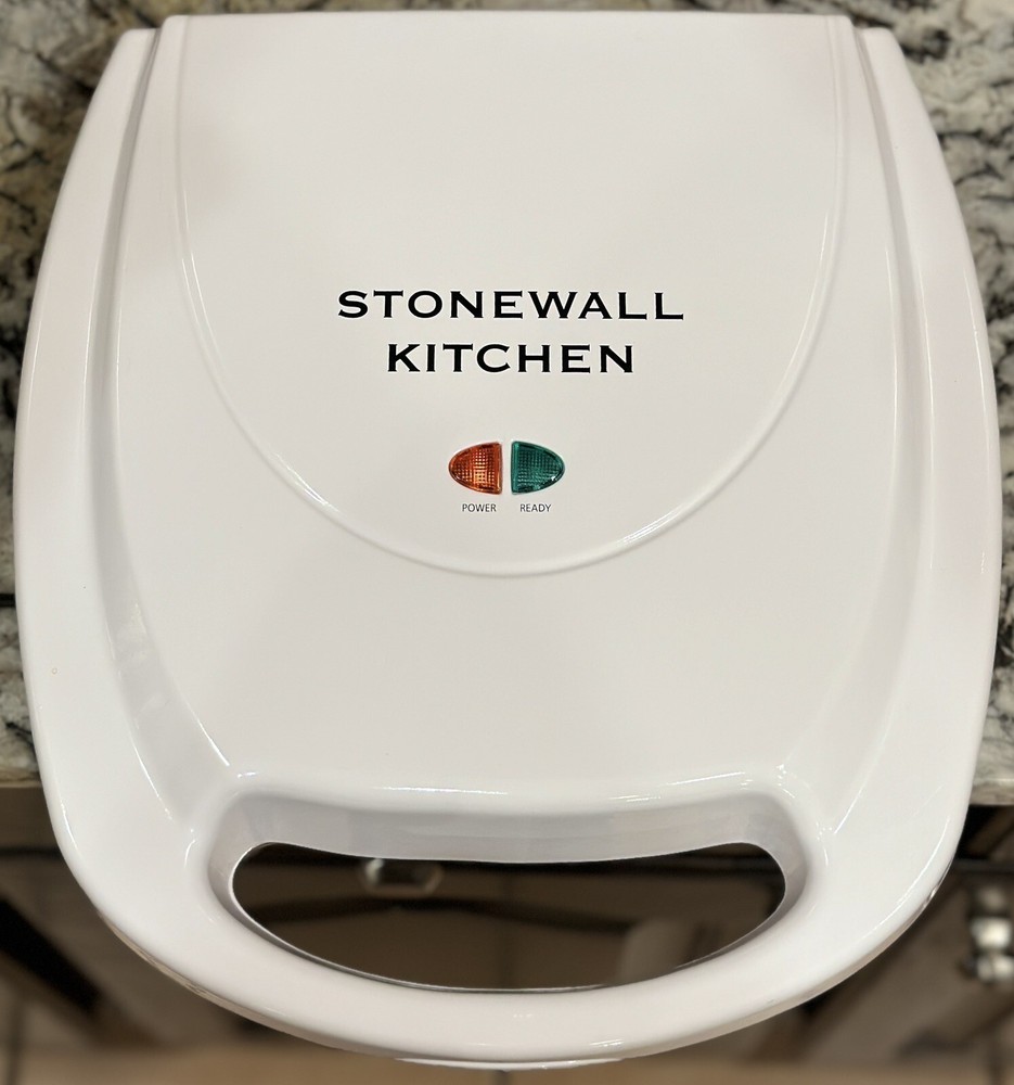 Stonewall Kitchen 12-Hole Doughnut Maker Model #600058