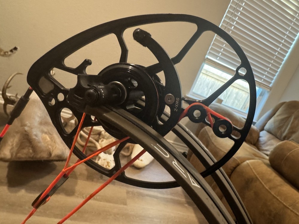 Mathews ARC 30 (Fully loaded)
