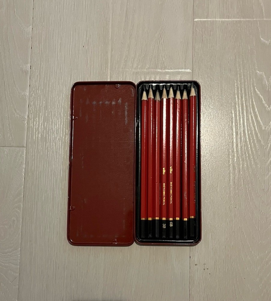 Wilko 8 Sketching Pencils