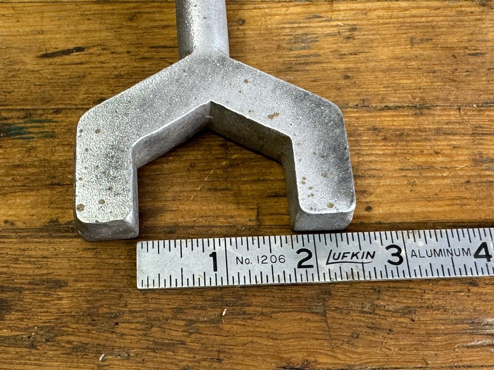 Vintage 4 Way Plumbing Plug Tool Wrench