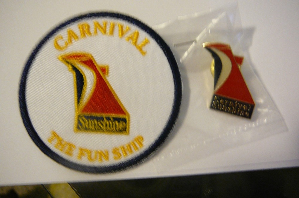CARNIVAL CRUISE LINES SUNSHINE lapel PIN