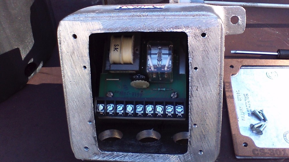 Great Lakes Intruments Model 11 Point Liquid level controller