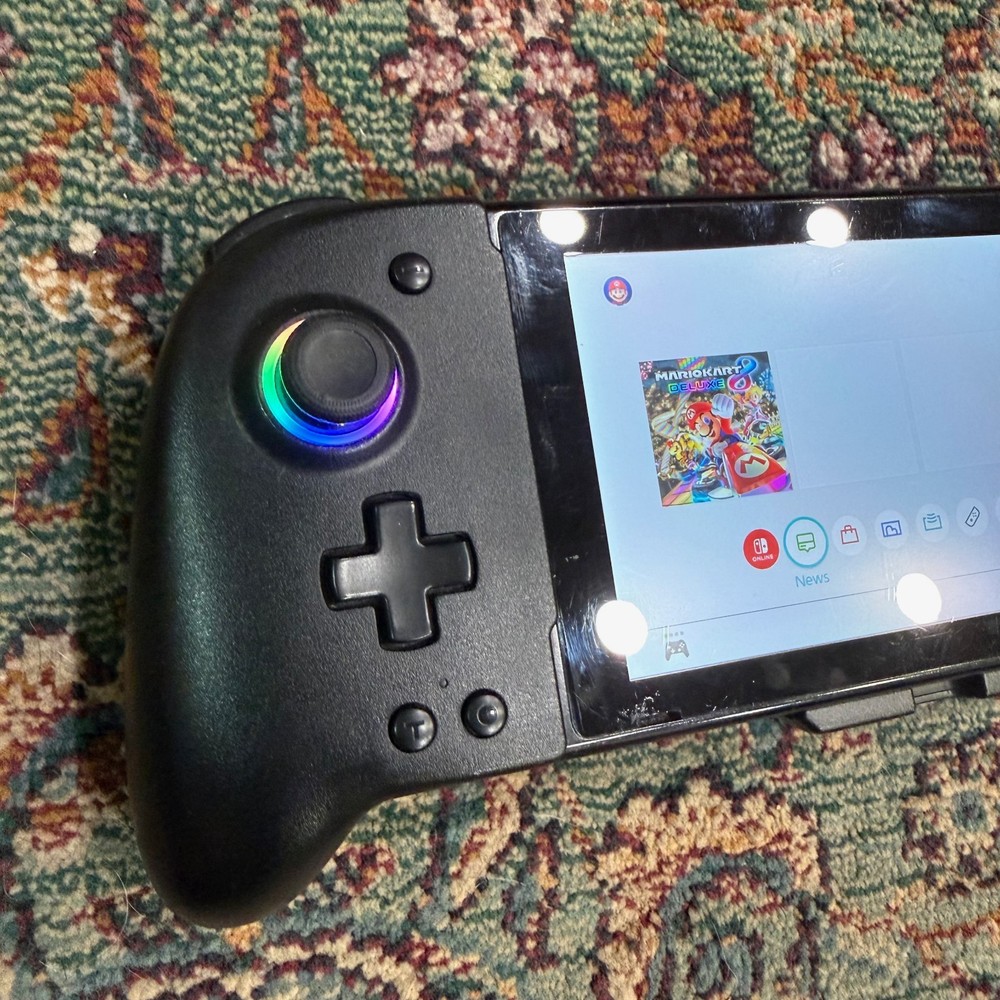 Nintendo Switch JC200 Wireless Gamepad Attachment Controller Grip Black B01