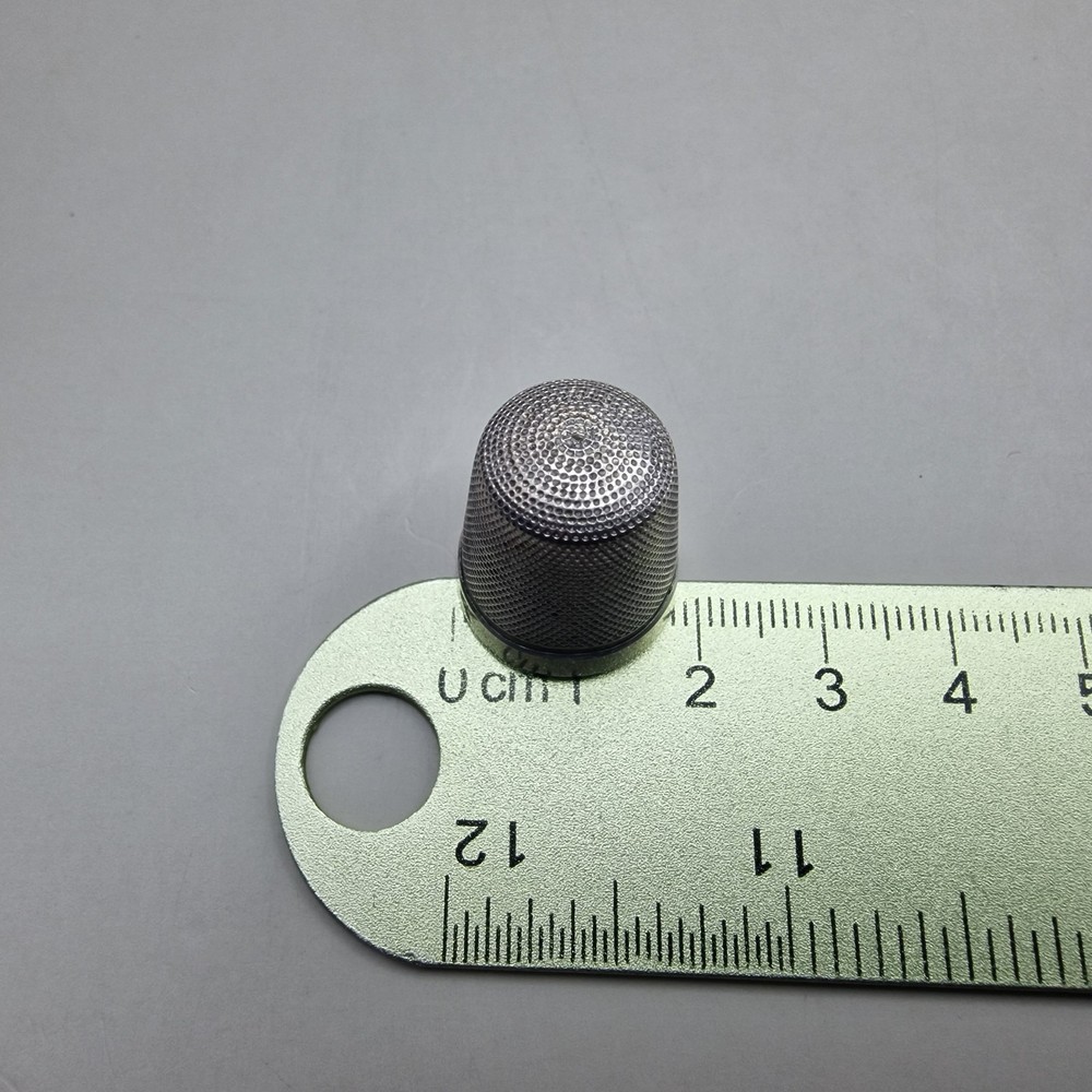 Antique/Vintage 8 Sterling Silver Thimble