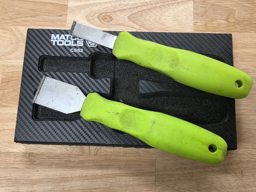 Matco Tools CSS2 Carbon Scraper Set Green Plastic Handles 2 Pieces