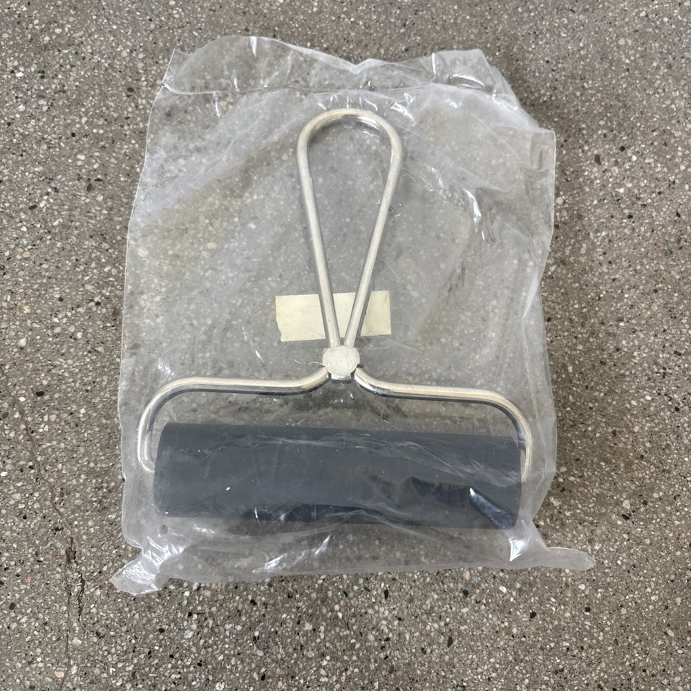 4" hand held ink roller K12 Brayer Item # 08662 NWT
