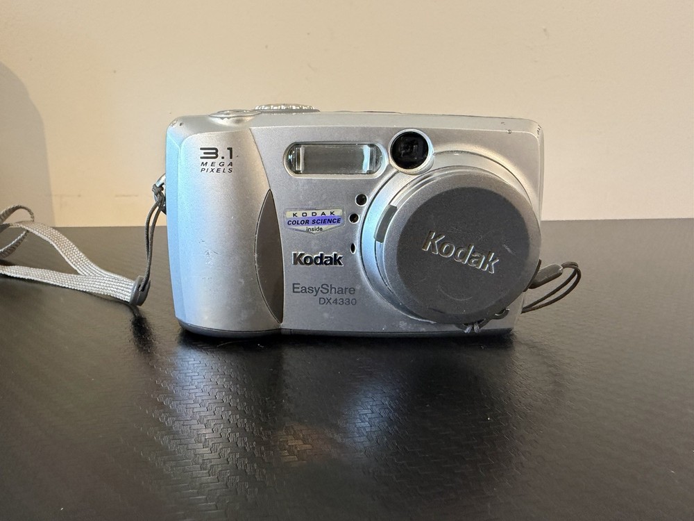Kodak EasyShare DX4330 Digital Camera, Dock , Tested Working