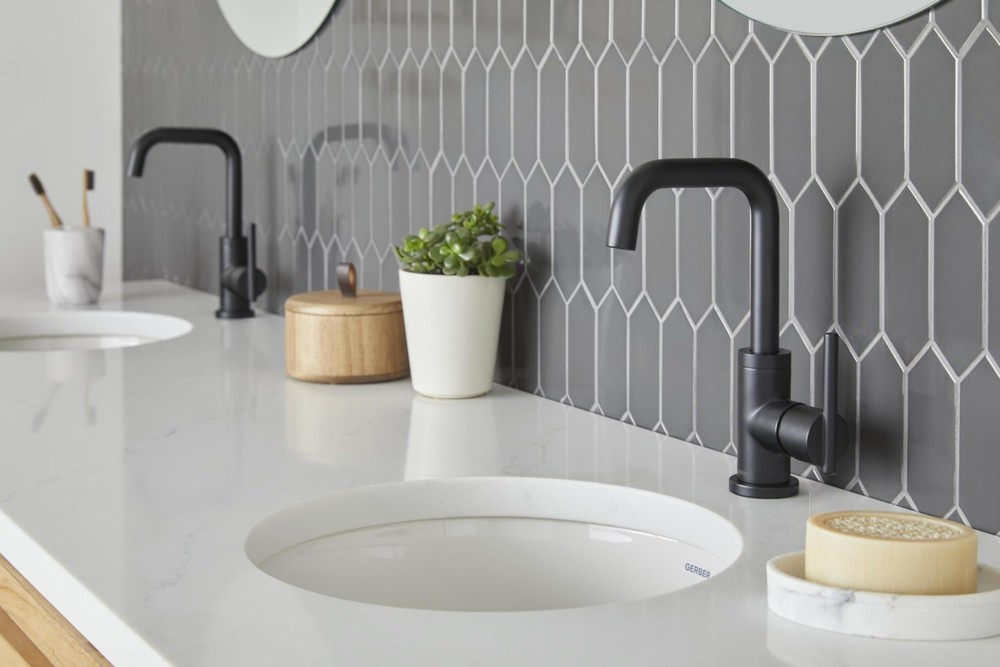 Plumbing Parma SingleHandle Lavatory Faucet