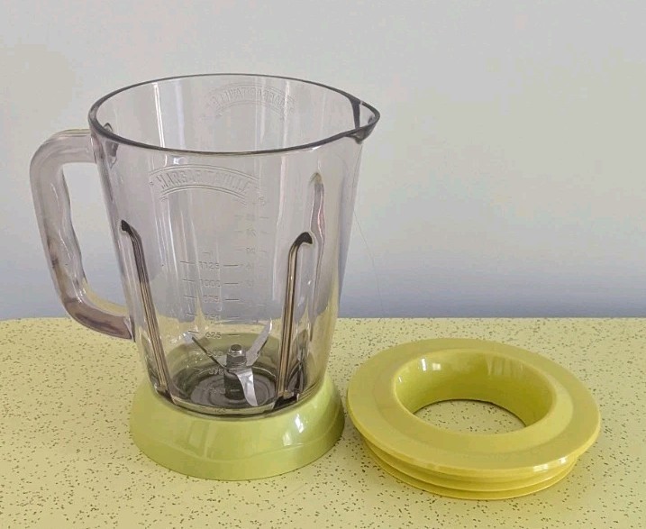 Margaritaville Frozen Concoction Maker Replacement Container 36oz Pitcher